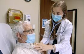 Internal Medicine in Northwestern Illinois | Award-Winning Hospital & Community